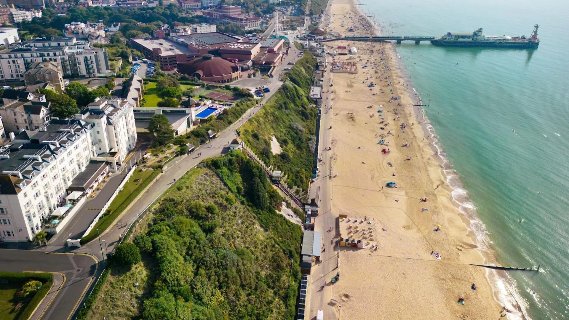 Bournemouth Highcliff Marriott Hotel 4*,